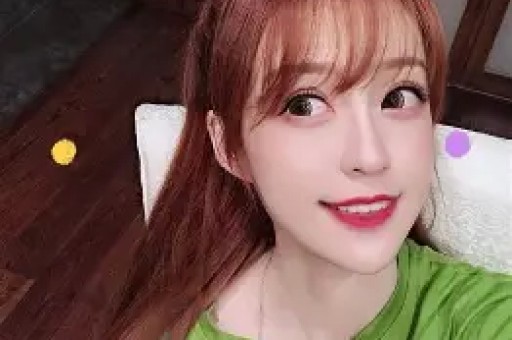这个坚强面对绝症的少女形象不仅让